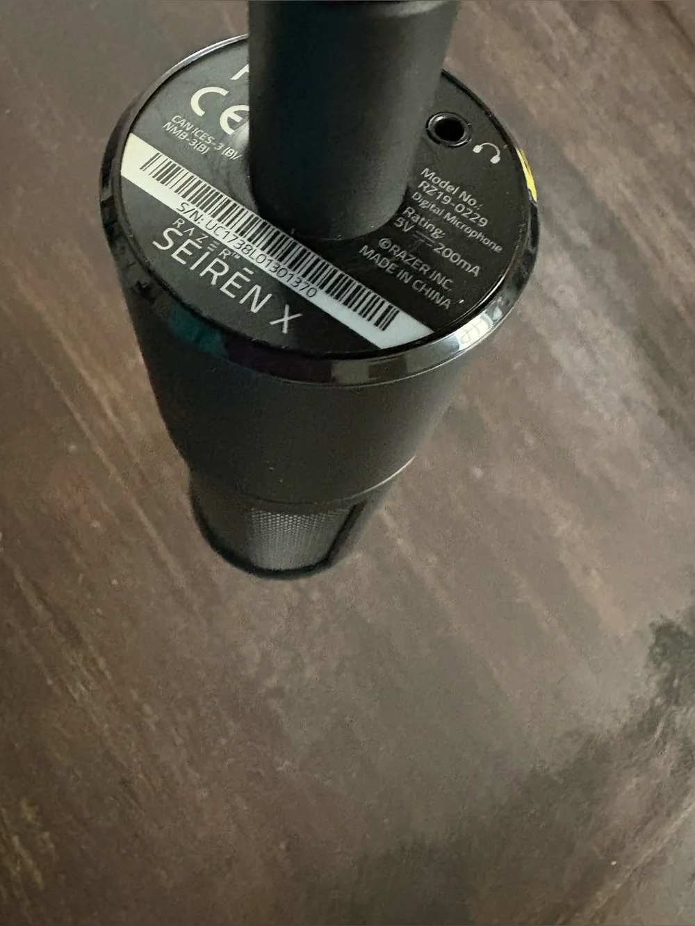 Razer Seiren X USB Streaming Microphone: Professional Grade